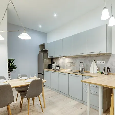 Apartment Rozsa *