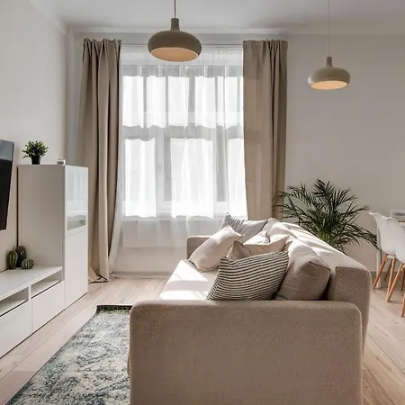 Apartment Rozsa *