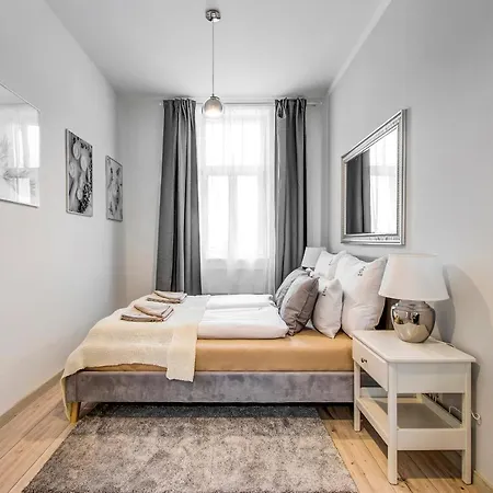 Rozsa Apartament