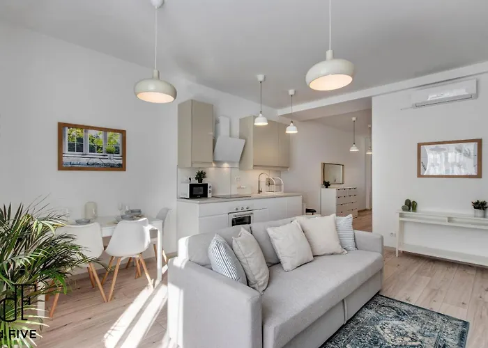 Rozsa Apartmán *