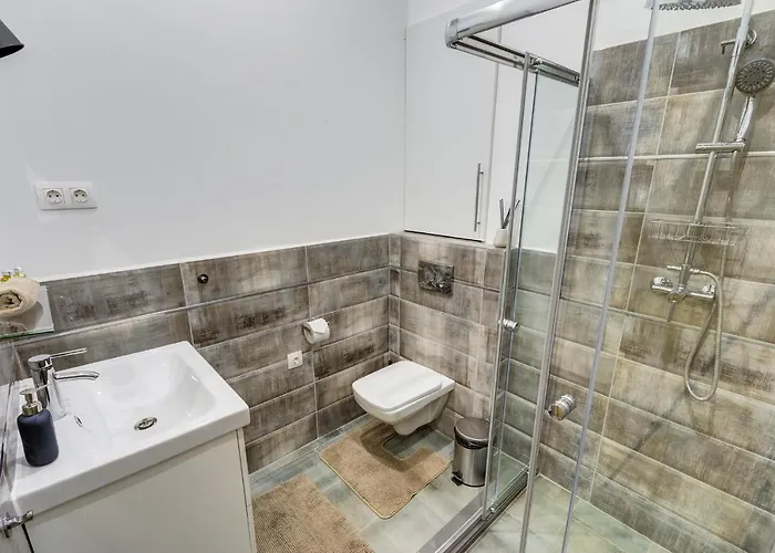 Rozsa Apartmán *