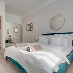 Rozsa Apartmán