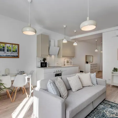 Rozsa Appartement *